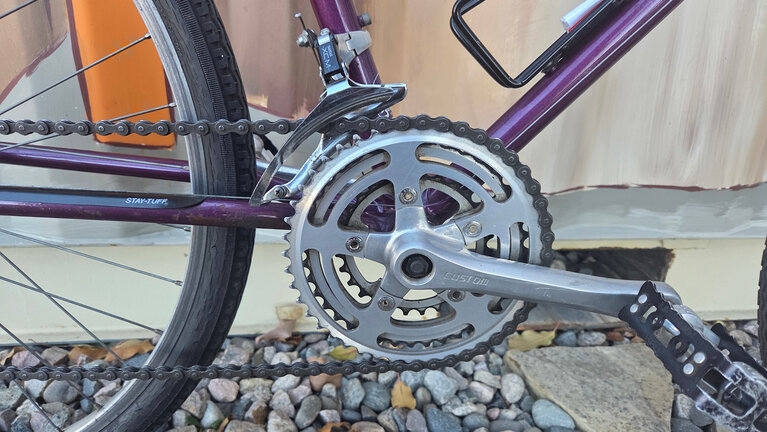Moots Mountaineer Vtinage Steel Bike in Purple