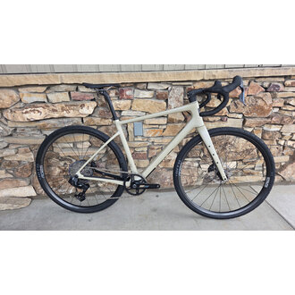 ENVE MOG 56cm AG25 wheels SRAM Rival XPLR 13 speed Transmission