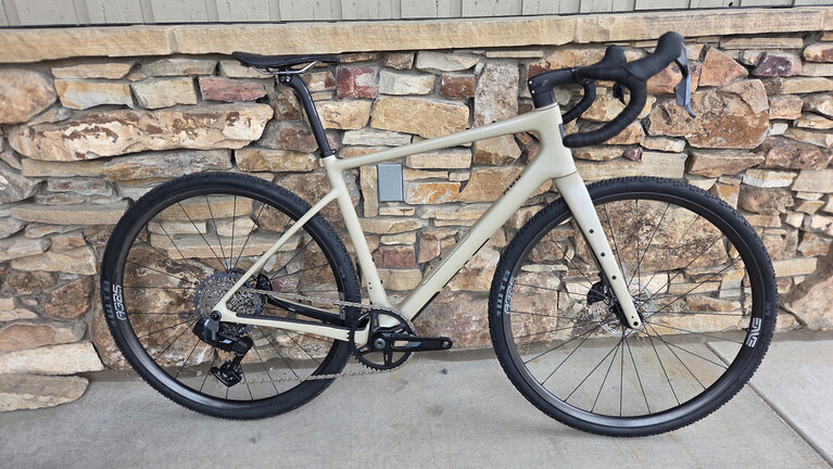 ENVE MOG 56cm AG25 wheels SRAM Rival XPLR 13 speed Transmission