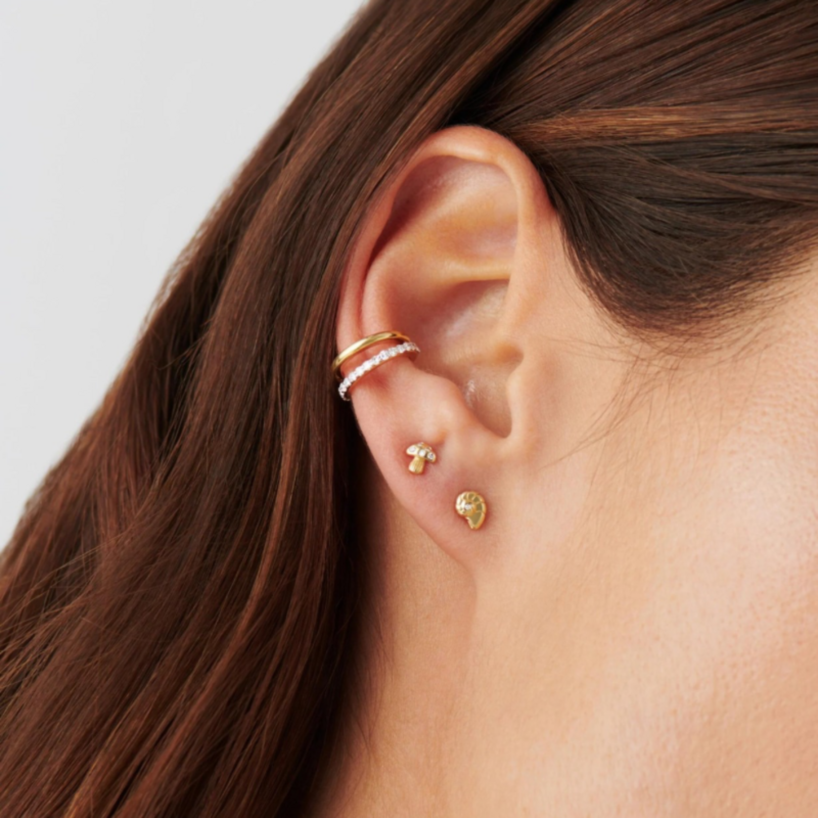 MISSOMA FINE DIAMOND SHELL SINGLE STUD