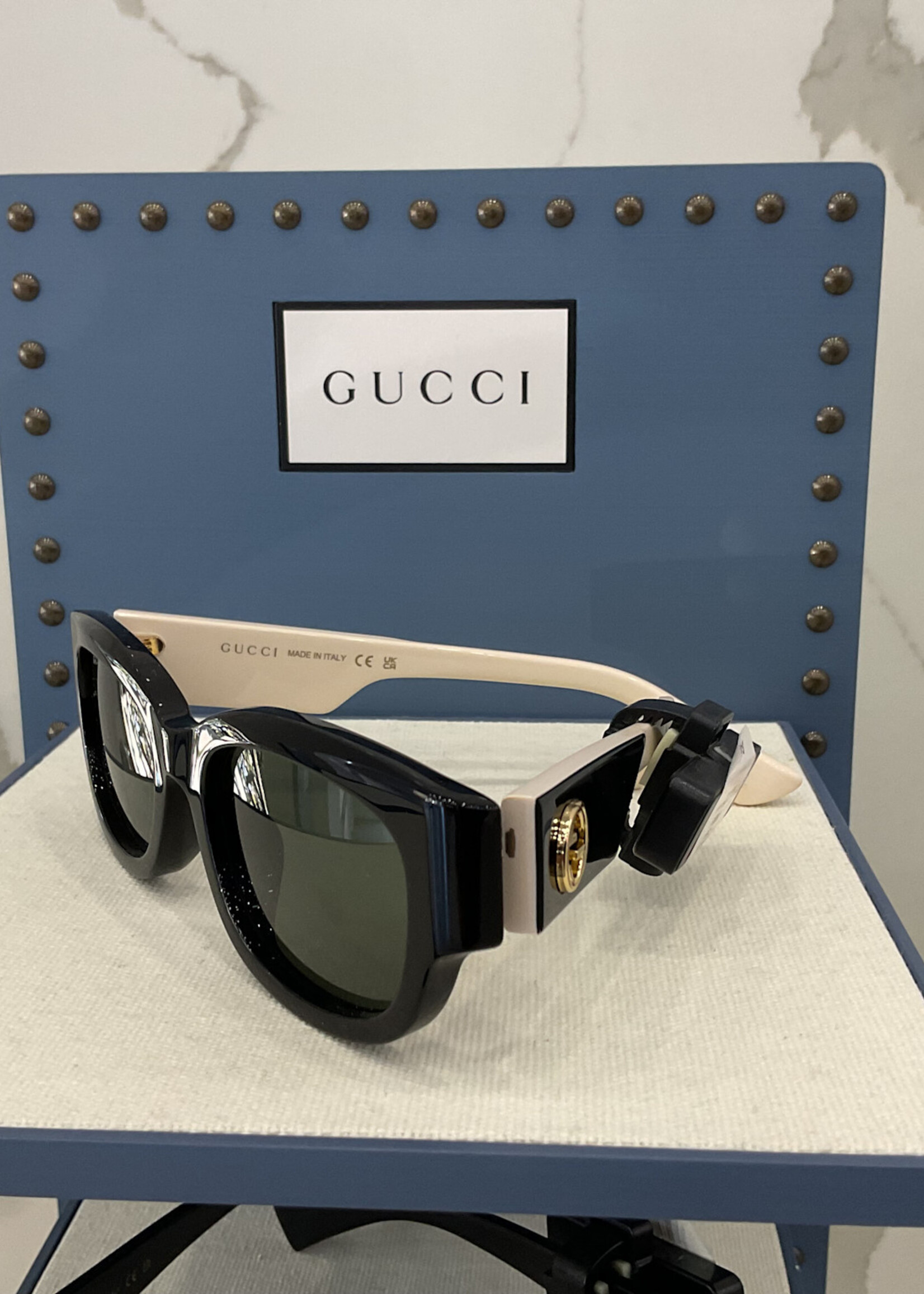 GUCCI CAT EYE ACETATE SUNGLASSES