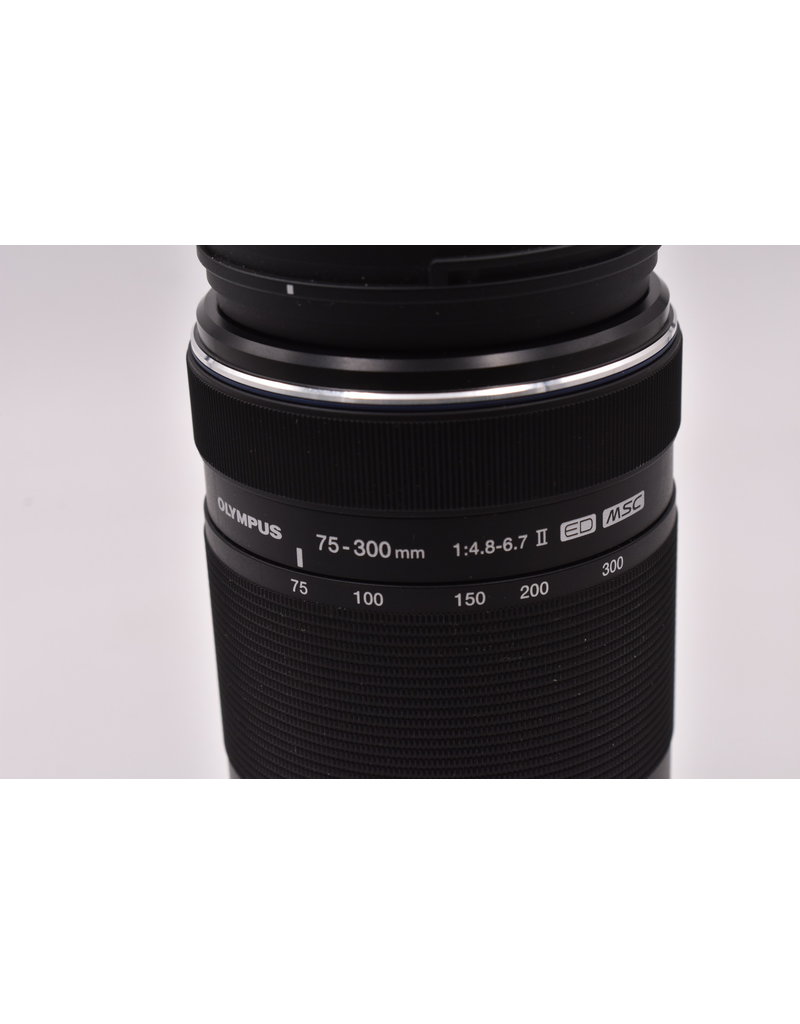 Pre-Owned Olympus M. Zuiko 75-300mm F4.8-6.7 II - Tuttle Cameras