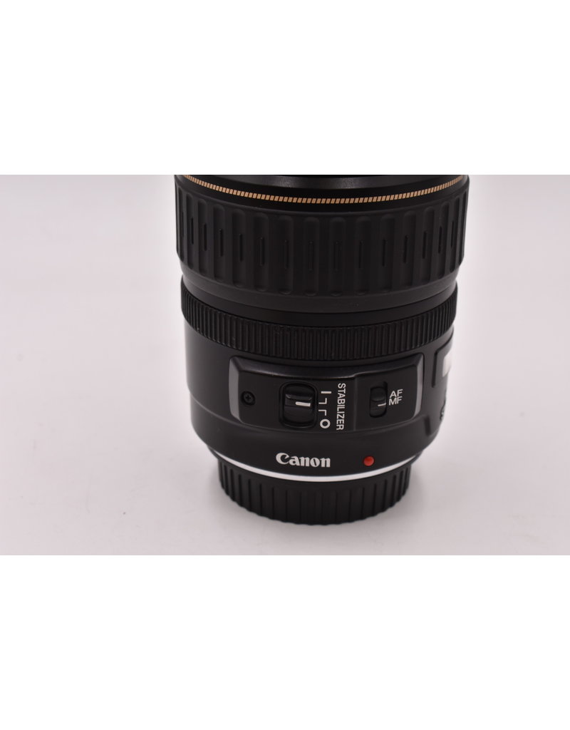 Canon Pre-Owned Canon EF 28-135mm F3.5-5.6 IS USM