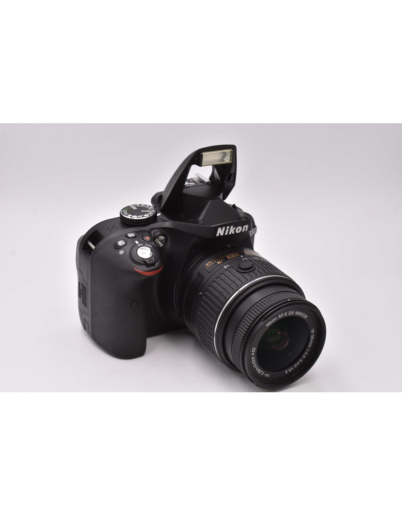 Nikon Pre-Owned Nikon D3300 w/18-55 Lens