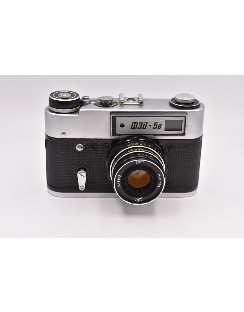 Pre-Owned  FED-5B Russian Rangefinder 35mm Camera