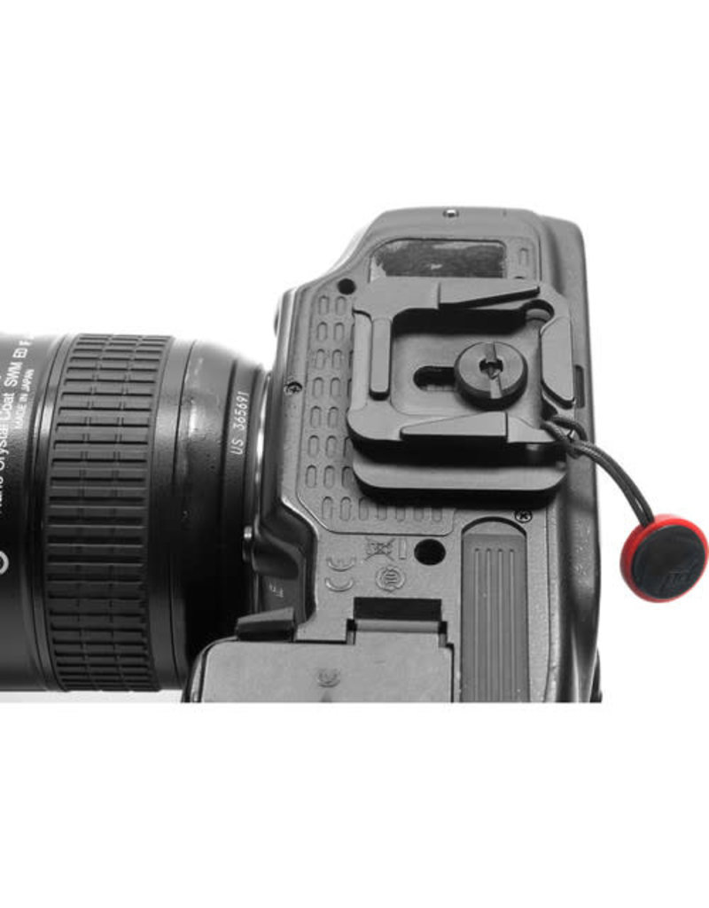 thumbnail image 2 of Peak Design Capture Camera Clip V3 - Black Quick Release Plate For Hiking, Biking & Hands-Free Carry 2 of 14