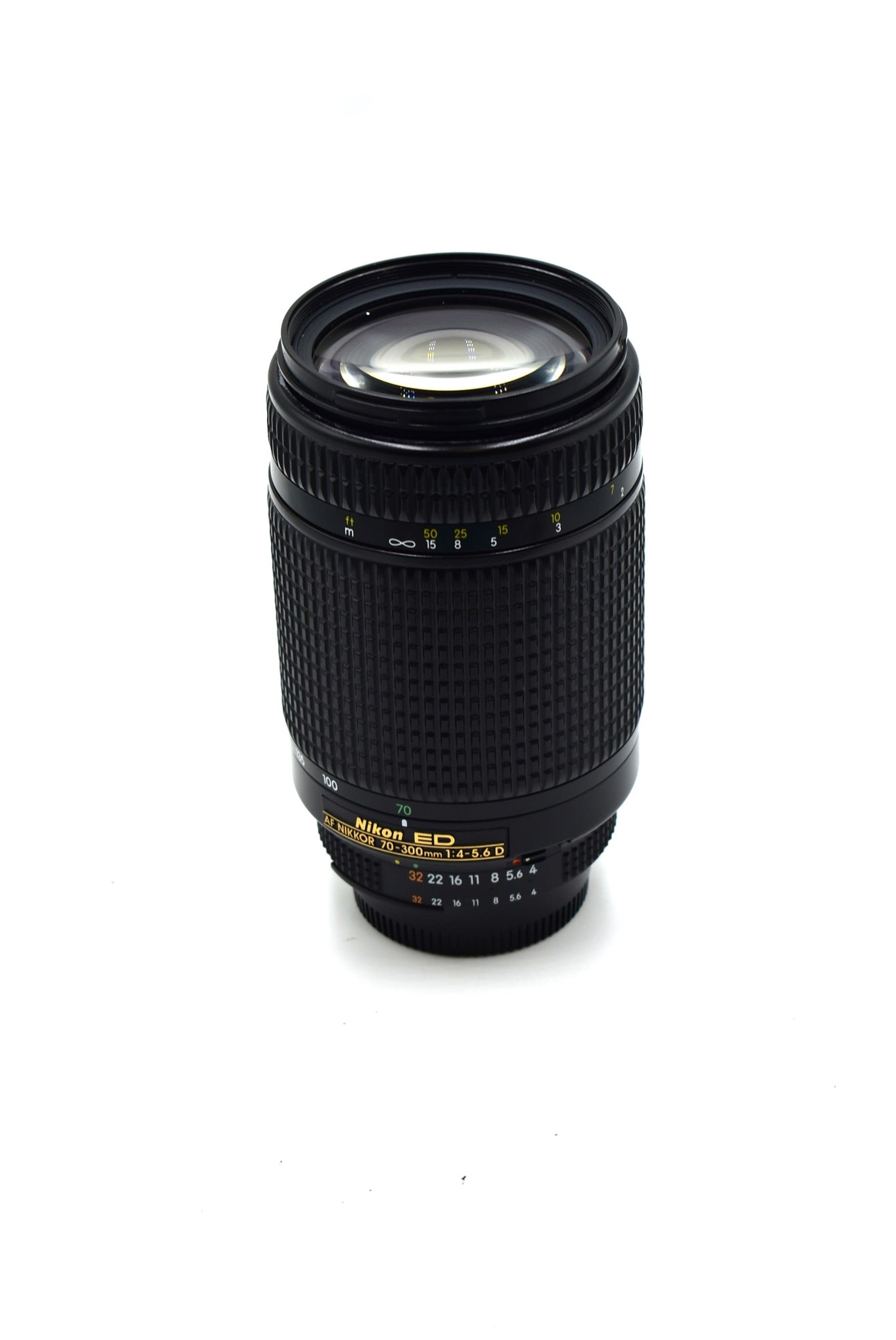 レンズ(ズーム)Nikon ED AF NIKKOR 70-300mm 4-5.6D フード付 - レンズ 