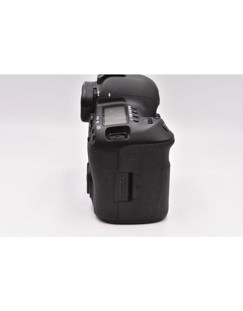 Canon Pre-Owned Canon 5D Mark IV Body (Consignment)