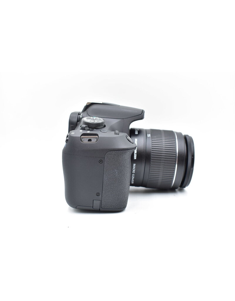 Canon Pre-Owned Canon Rebel T7  With 18-55 IS II