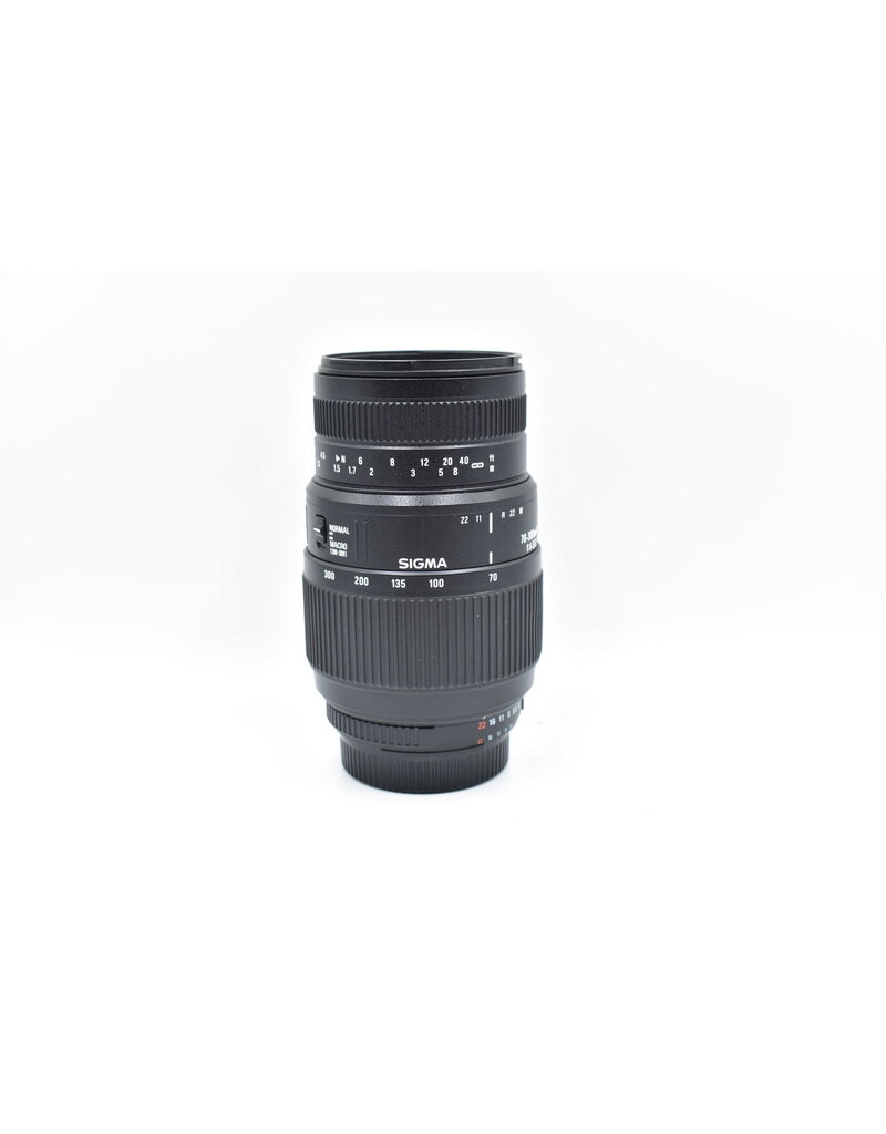 Pre-Owned Sigma 70-300mm F/4-5.6 for Nikon F - Tuttle Cameras