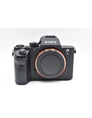 Sony Pre-owned  Sony a7R II Mirrorless Digital Camera Body, Black {42MP} (SC 783)