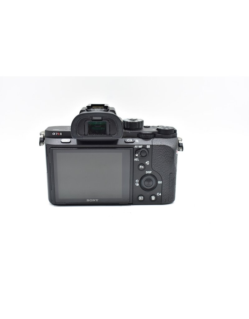 Sony Pre-owned  Sony a7R II Mirrorless Digital Camera Body, Black {42MP} (SC 783)