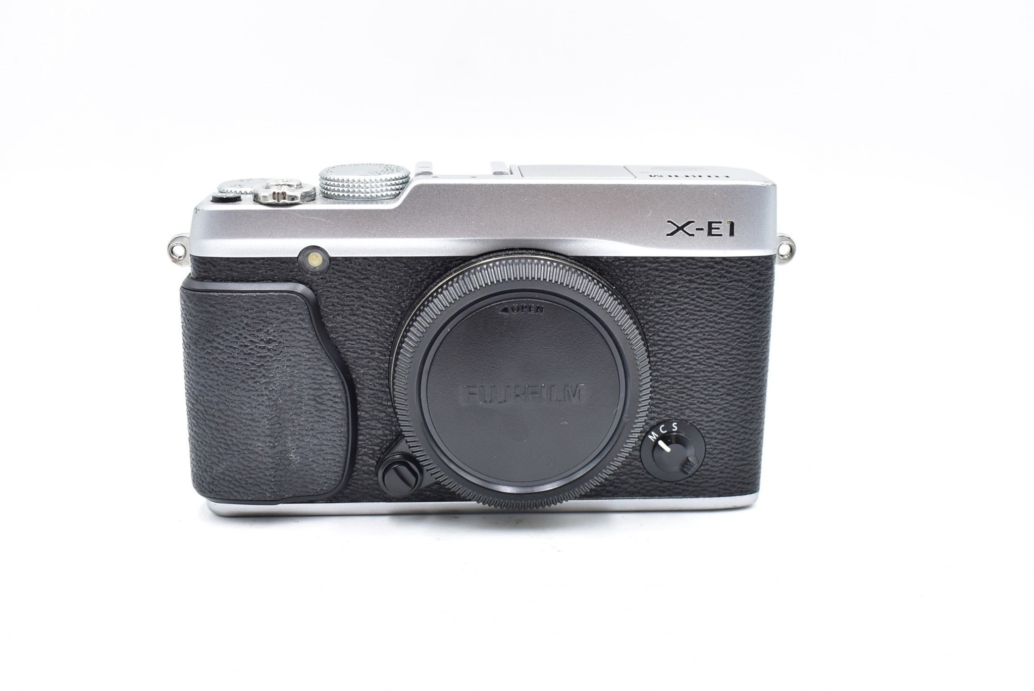 Pre-Owned Fujifilm X-E1 Mirrorless Camera Body, Silver {16.3MP}