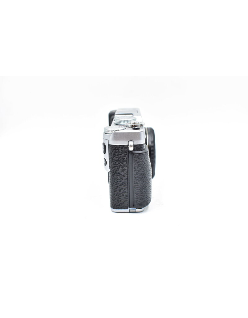 Fujifilm Pre-Owned  Fujifilm X-E1 Mirrorless Camera Body, Silver {16.3MP}