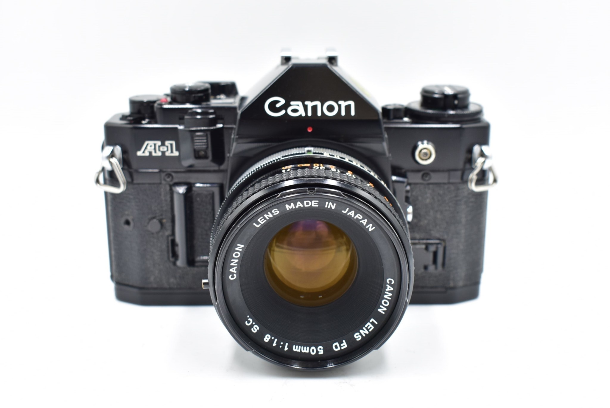 Pre-Owned Canon AE-1 Body Black w/ 50mm F1.4 Fd Lens