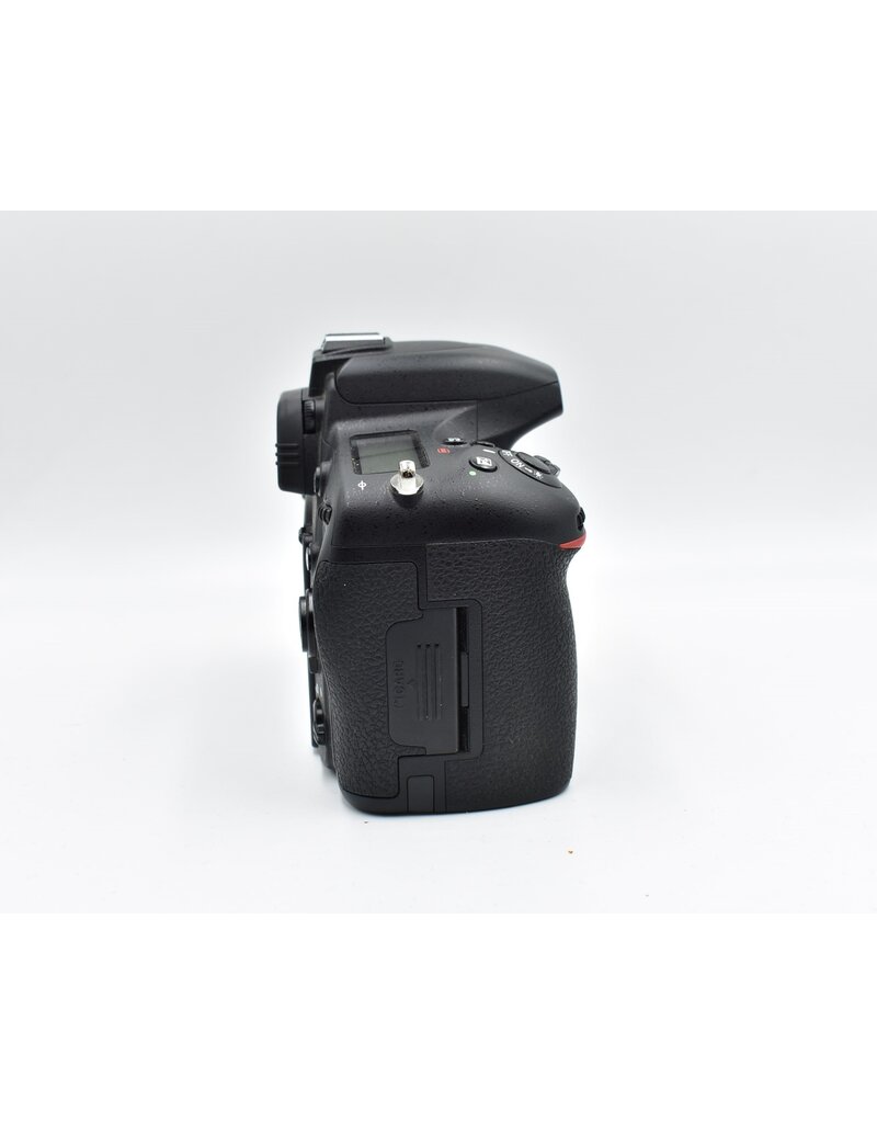 Nikon Pre-owned Nikon D750  Body (Shutter Count 5343)