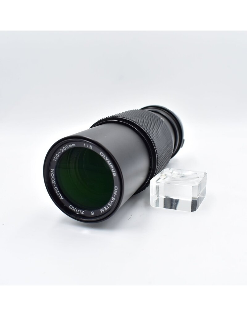 Pre-owned Olympus F Zuiko 100-200mm F5 Zoom Lens