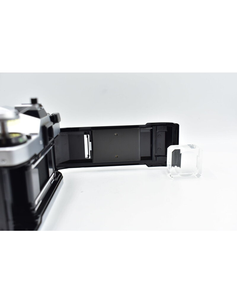 Canon Pre-Owned Canon AE-1 Program w/ 50mm F1.8