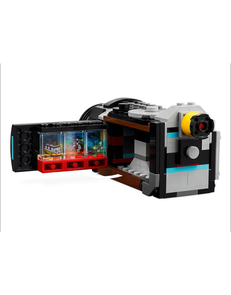 LEGO Creator 3 in 1 Retro Camera Toy, Transforms from Toy Camera to Retro  Video Camera to Retro TV Set, Photography Gift for Boys and Girls Ages 8