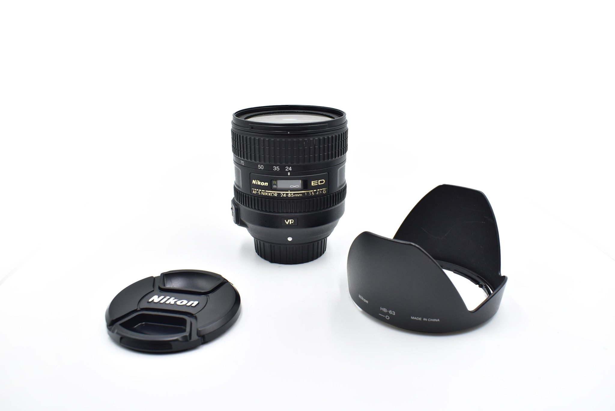 美品　Nikon AF-S ED 24-85mm f3.5-4.5G フルサイズ•フロントキャップ