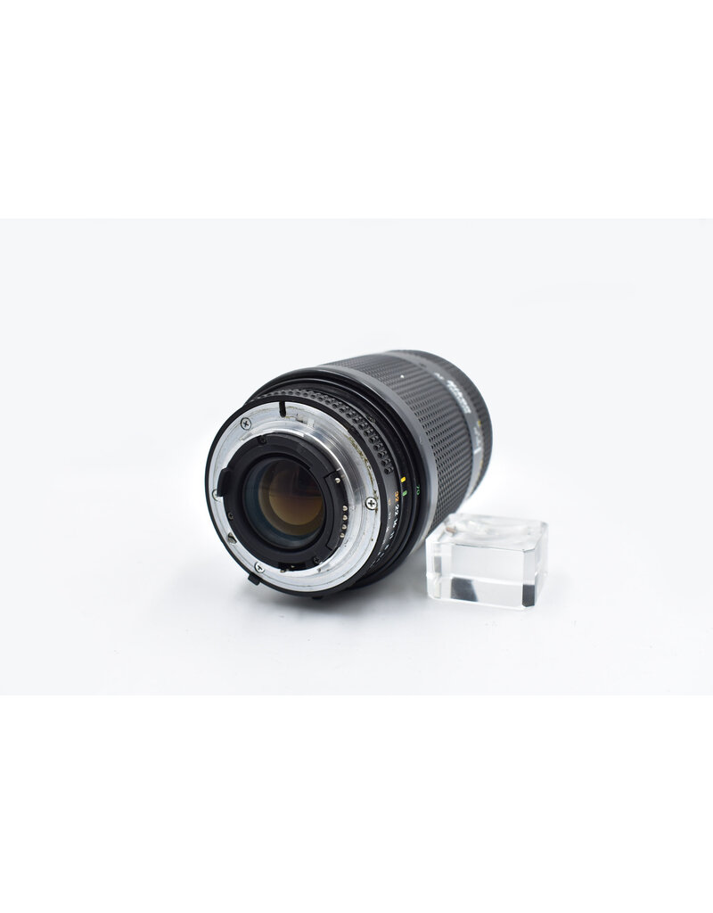 Nikon Pre-owned Nikon AF NIKKOR 70-210mm f/4-5.6 D Macro Autofocus Lens