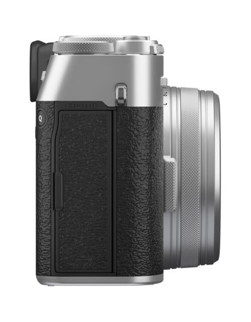 Fujifilm FUJIFILM X100VI Digital Camera (Silver)