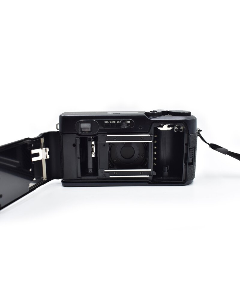 Consign - Fujifilm Klasse S Black 35mm Film Camera 38mm f/2.8 