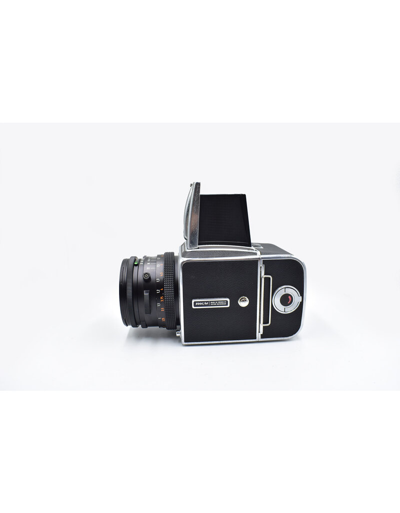 Pre-Owned Hasselblad 500C/M w/Carl Zeiss Planar C 80mm f2.8 T 