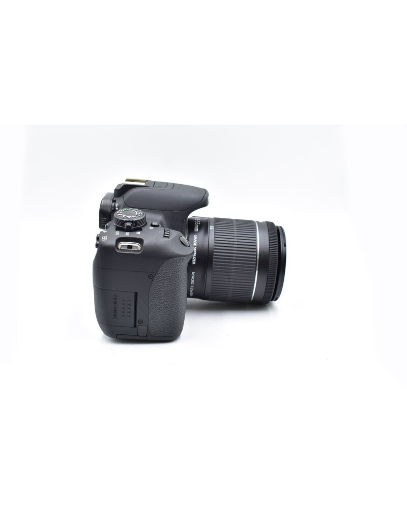 Canon Pre-Owned Canon T5i With 18-135mm F3.5-5.6