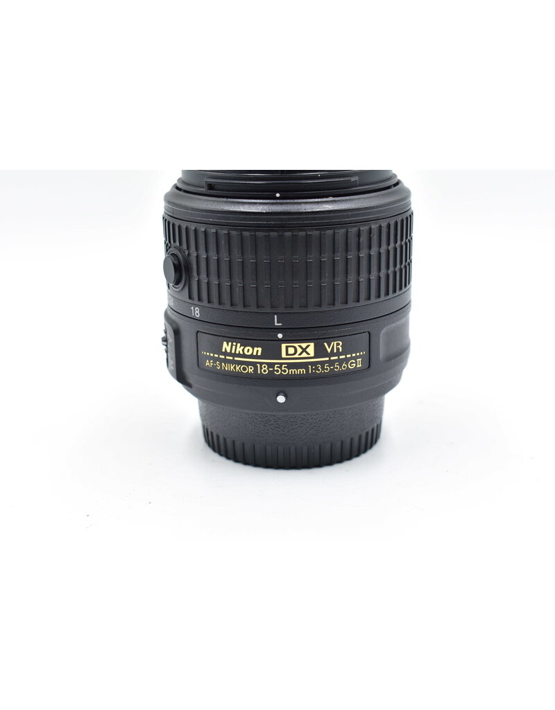 Nikon Pre-Owned Nikon AF-S 18-55mm F/3.5-5.6G VR II