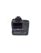 Canon Pre-Owned Canon EOS 5D Mark IV DSLR Camera Body w/Grip {30.4MP}