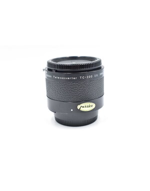 Nikon Pre-owned  Nikon Teleconverter TC-200 2X for Nikon AI Lens to 200mm