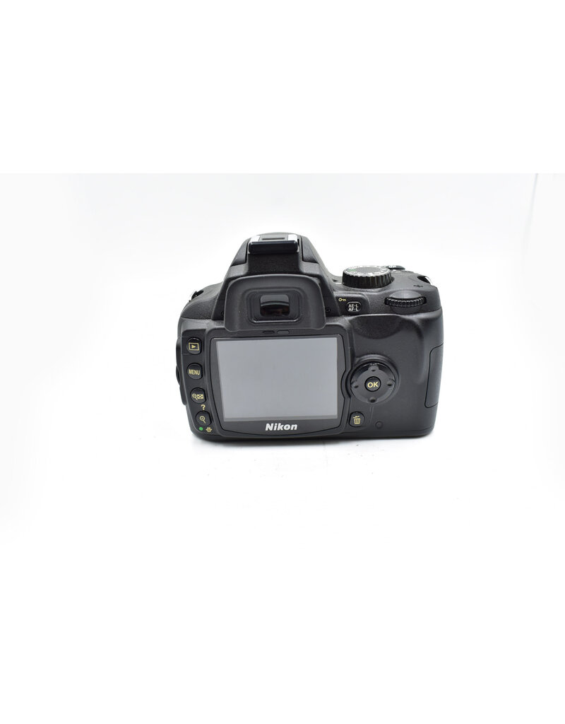 Nikon Pre-owned Nikon D60 10.2MP Digital DSLR Camera w/ AF-S Nikkor DX 18-55mm 3.5