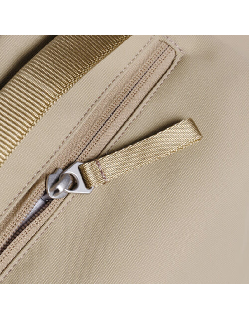 URTH Urth Arkose 20L Backpack with Camera Insert (Beige)