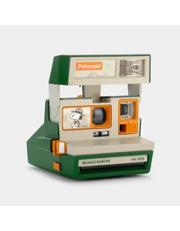 Retrospekt Polaroid 600 Peanuts Beagle Scouts Instant Film Camera + Bag