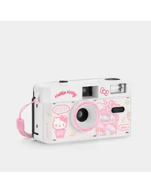 Retrospekt Hello Kitty Strawberry Kawaii FC-11 35mm Film Camera & Bag Bundle