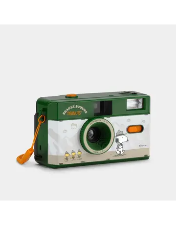 Retrospekt Peanuts Beagle Scouts Retrospekt FC-11 35mm Film Camera & Bag Bundle