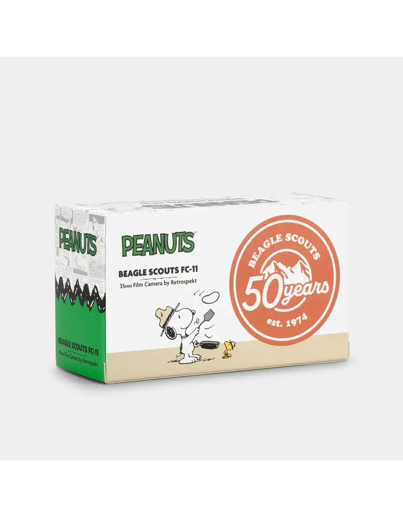 Retrospekt Peanuts Beagle Scouts Retrospekt FC-11 35mm Film Camera & Bag Bundle