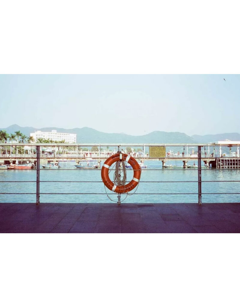 Amber Amber 800 ISO Color Negative Movie Film 35mm x 27exp.