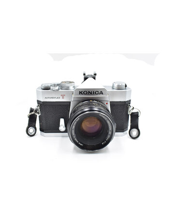 Pre-Owned Konica AutoReflex T w/ 52mm F1.8 Lens 35m Film Camera