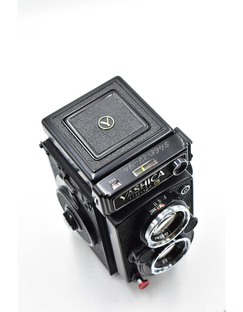 Pre-owned Yashica Mat 124G 6x6 TLR Medium Format 80mm f2.8 Pre-owned Yashica Mat 124G 6x6 TLR Medium Format 80mm f2.8
