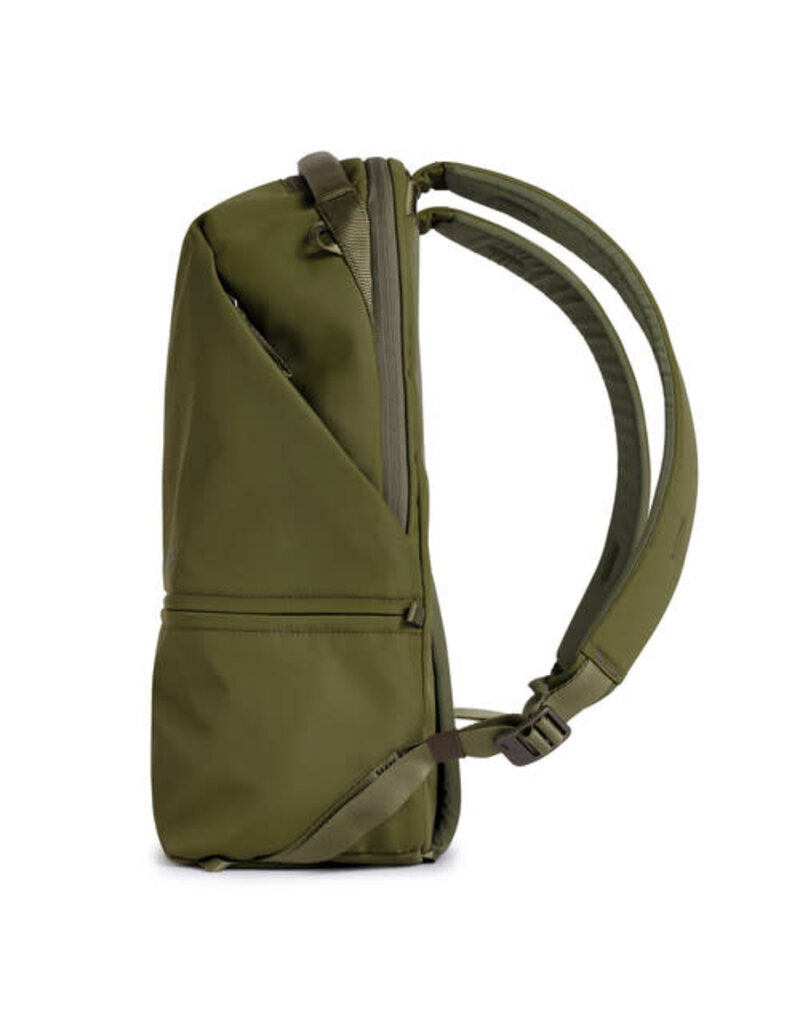 URTH Urth Arkose 20L Backpack with Camera Insert (Green)