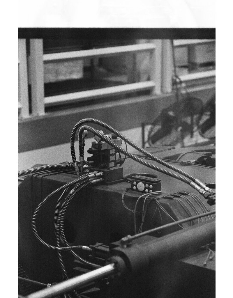 CineMot Film CineMot Film Açores 400P 35mm Film 36 Exposue Black & White