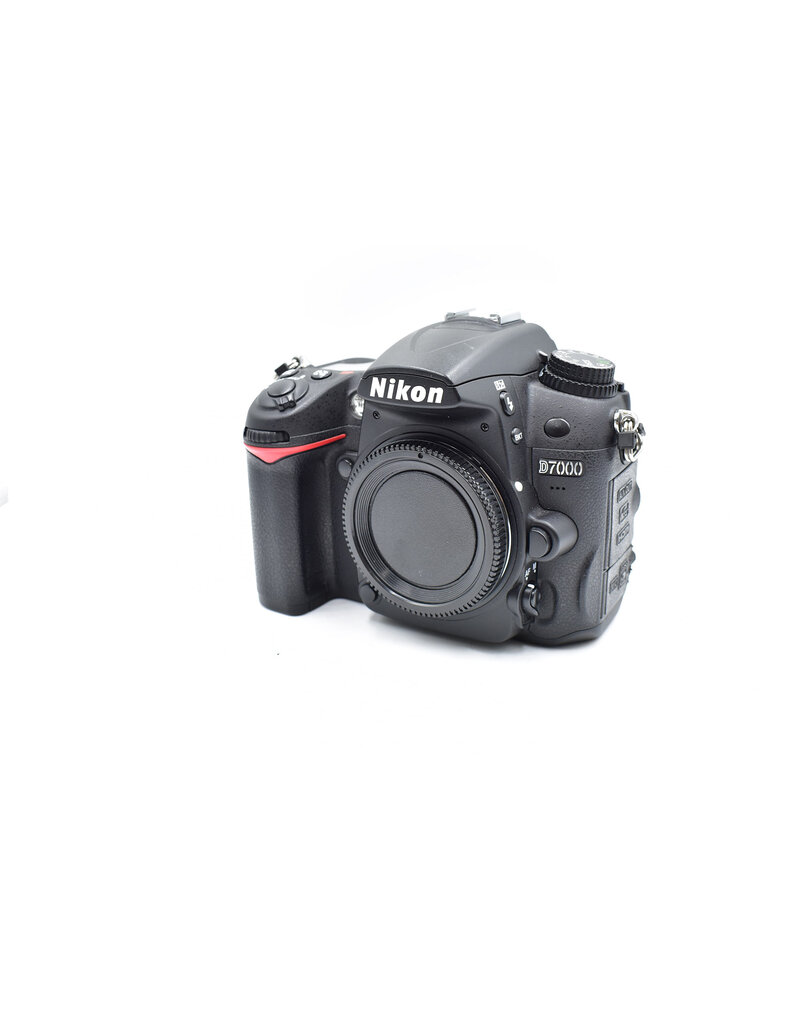 Nikon Pre-Owned Nikon D7000 DSLR Camera Body {16.2MP}