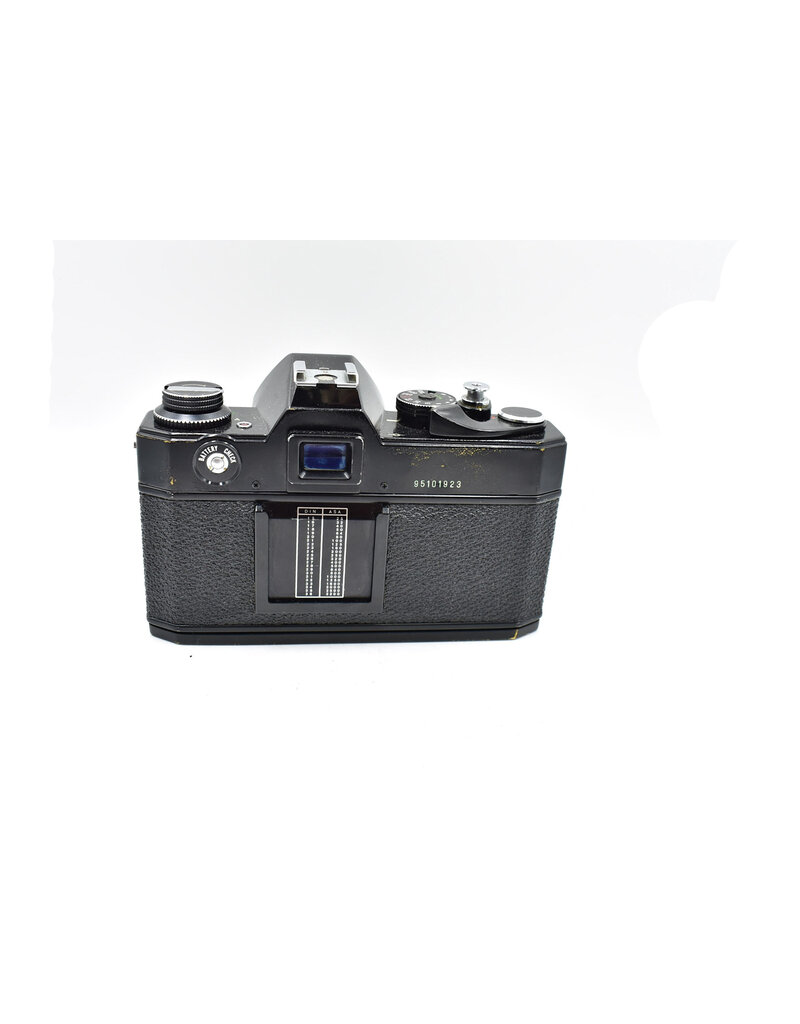 Consign - Vivitar 450/SLD Manual Focus 35mm SLR w/ Vivitar 55mm Lens