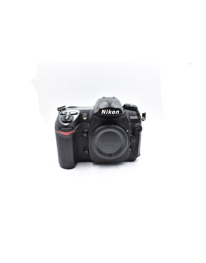 Nikon Pre-Owned Nikon D200 DSLR Camera Body {10.2MP}