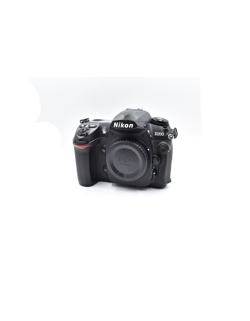 Nikon Pre-Owned Nikon D200 DSLR Camera Body {10.2MP}