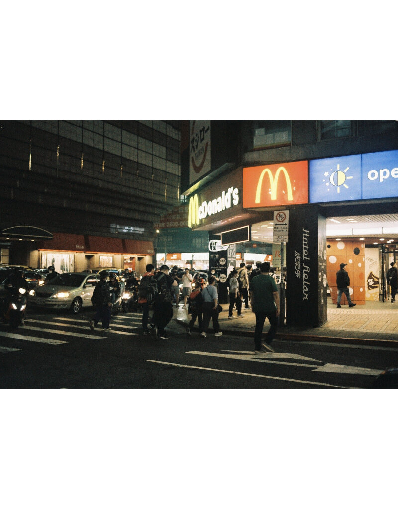Glow 400 400 ISO Color Negative Film 35mm x 27 Exposure