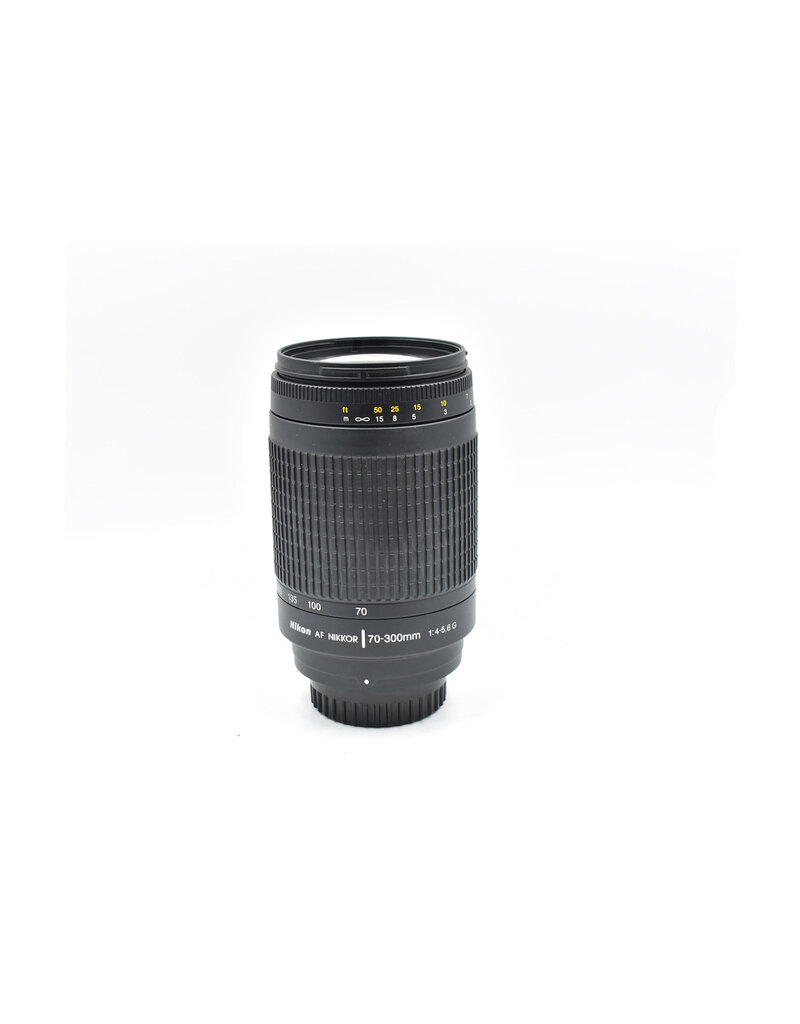 Nikon Pre-owned Nikon AF Nikkor 70-300mm F 4 G Lens NIkon F Mount