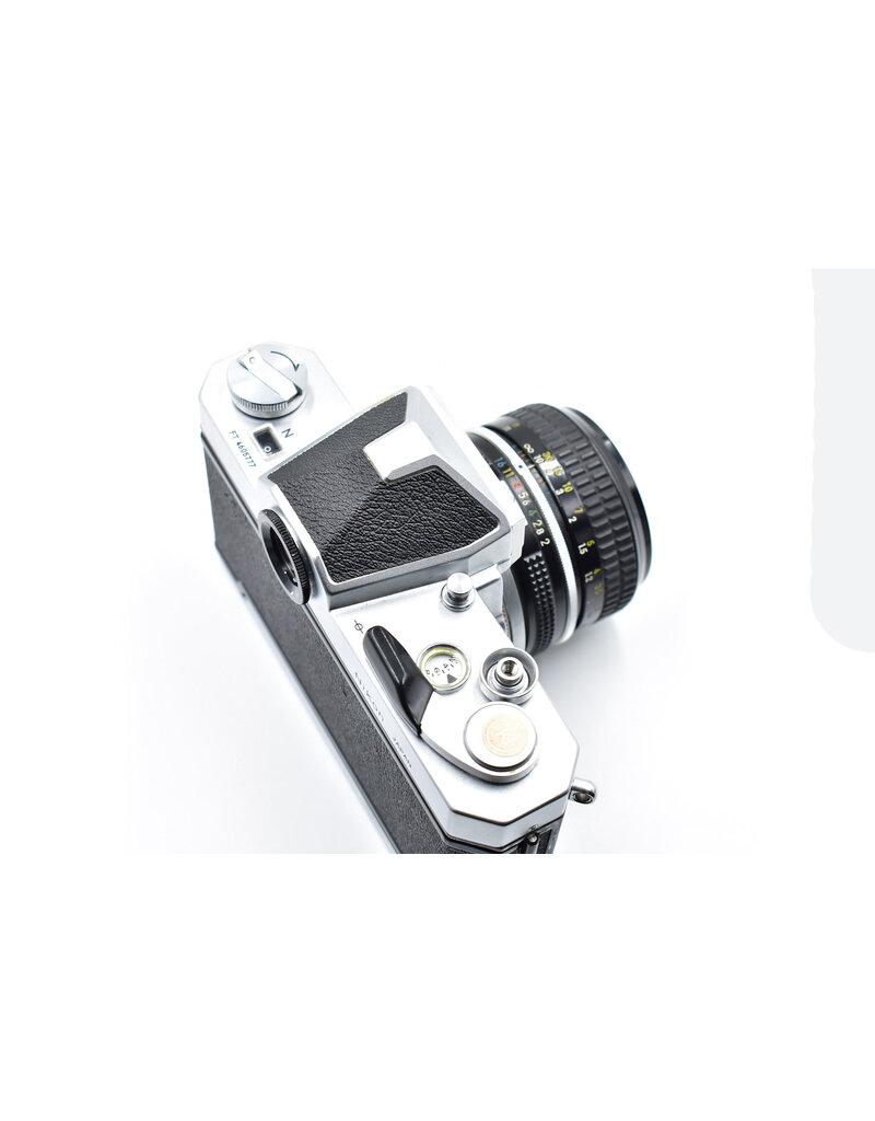 Pre-Owned Nikkormat FT Silber Body Only